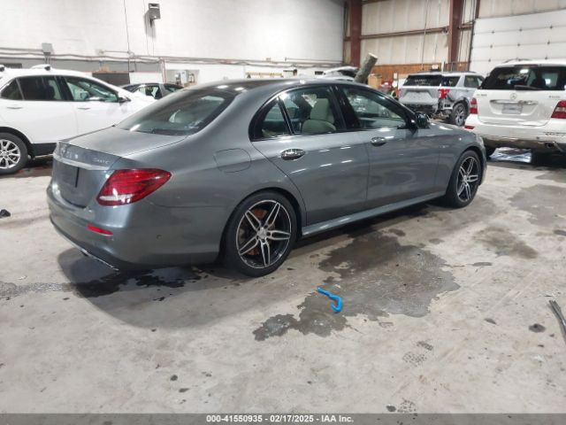 2018 MERCEDES-BENZ AMG E 43 WDDZF6EB8JA384999 Photo 3