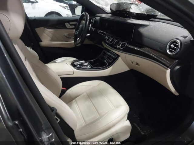 2018 MERCEDES-BENZ AMG E 43 WDDZF6EB8JA384999 Photo 4