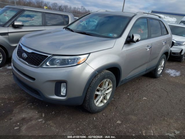 5XYKT3A67FG608962 KIA SORENTO LX