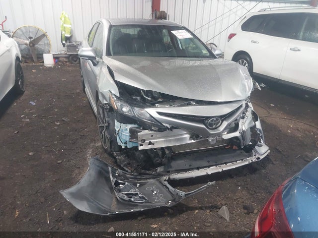4T1G11AK1NU622166 Toyota CAMRY SE