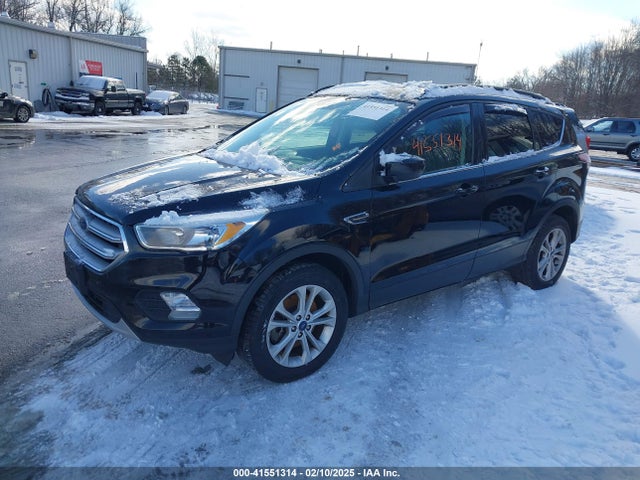 Ford ESCAPE SE 2018 1FMCU9GDXJUB92211 Image 2