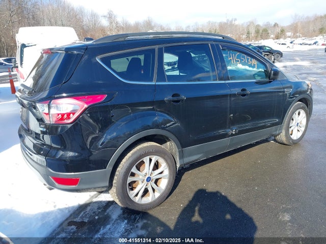 Ford ESCAPE SE 2018 1FMCU9GDXJUB92211 Image 4