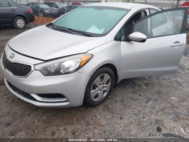 KIA FORTE LX 2015 KNAFK4A60F5343267 Image 2