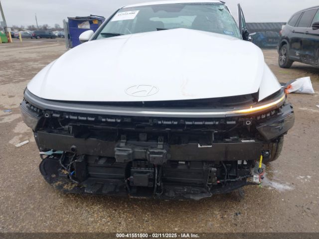 KMHL34JJ8RA100319 Hyundai Sonata Hybrid Sel