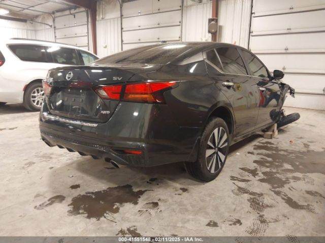 1N4BL4DW7NN344091 Nissan Altima Sv Intelligent Awd