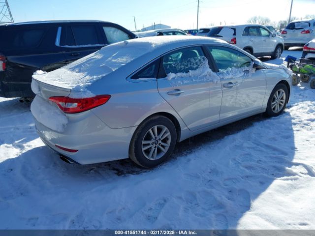 5NPE24AF8FH187915 Hyundai SONATA SE