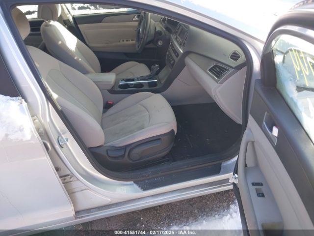 5NPE24AF8FH187915 Hyundai SONATA SE
