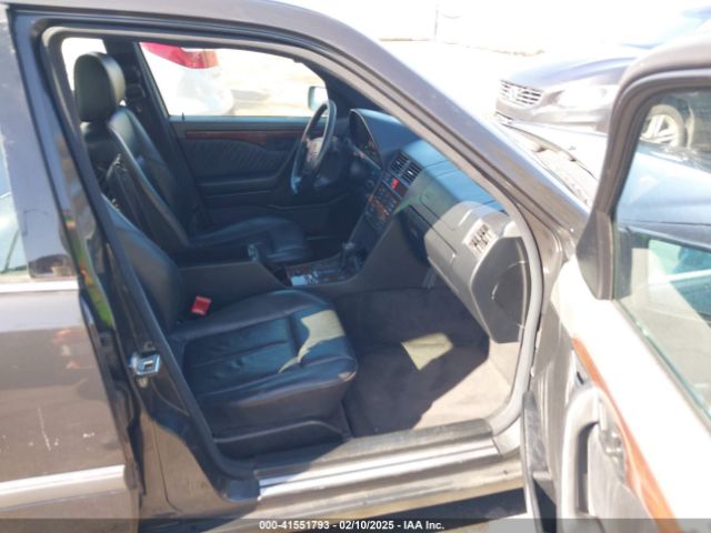 1995 MERCEDES-BENZ C WDBHA28E2SF122787 Photo 4