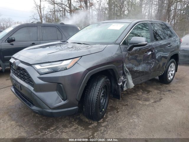 2T3K1RFV9RC294117 Toyota RAV4 LE