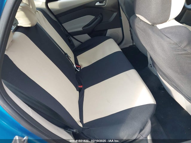 Ford FOCUS SE 2014 1FADP3F22EL224289 Image 8