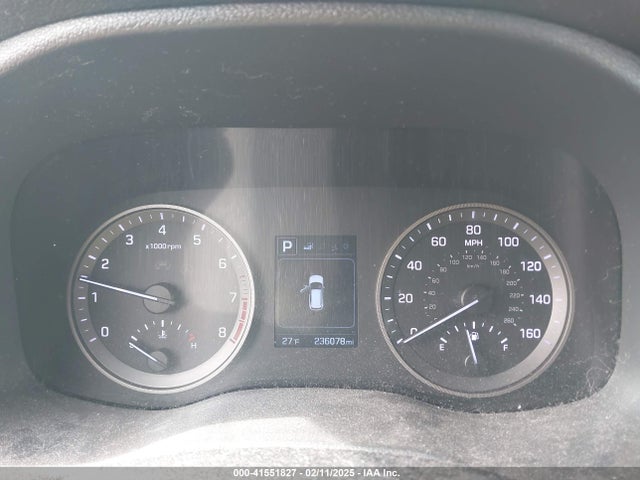 KM8J33A46GU075976 Hyundai TUCSON SE