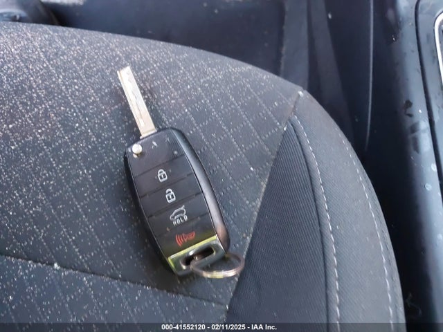 5XYPG4A38JG400913 KIA Sorento 2.4l Lx