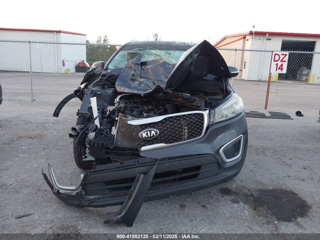 5XYPG4A38JG400913 KIA Sorento 2.4l Lx