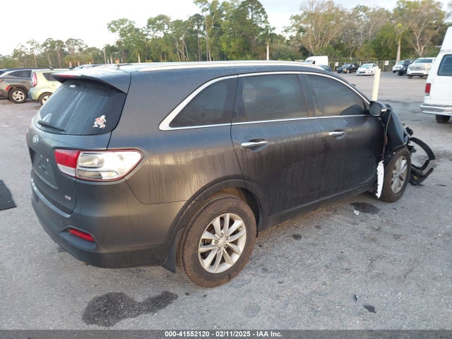 5XYPG4A38JG400913 KIA Sorento 2.4l Lx