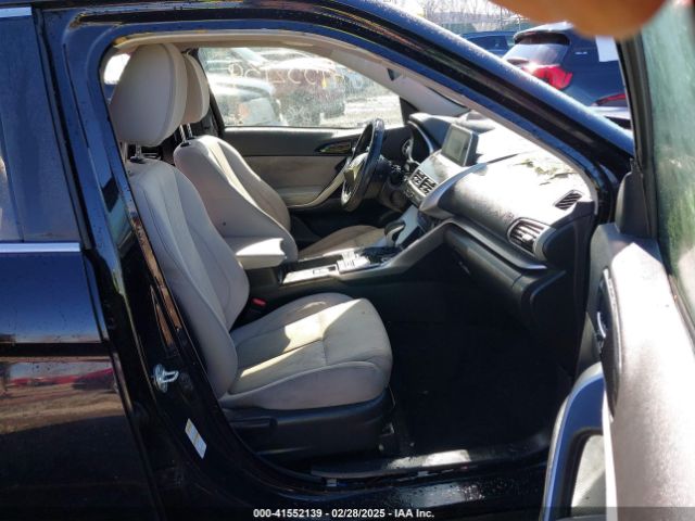 JA4AT5AA3JZ038541 Mitsubishi Eclipse Cross Se