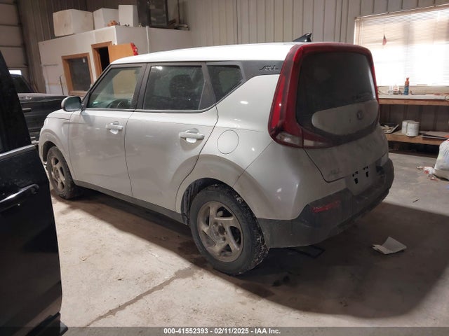 KIA SOUL LX 2020 KNDJ23AU3L7723385 Image 3