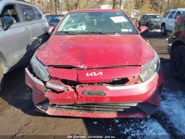 3KPF24AD1NE471330 KIA Forte Lxs