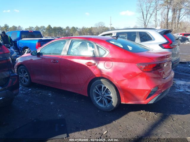 3KPF24AD1NE471330 KIA Forte Lxs