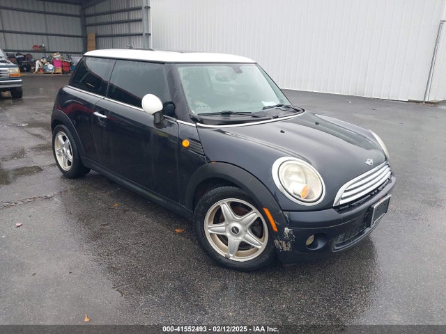 2007 MINI COOPER WMWMF33557TT55289 Photo 0