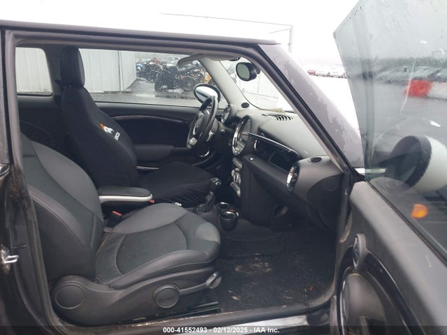 2007 MINI COOPER WMWMF33557TT55289 Photo 4