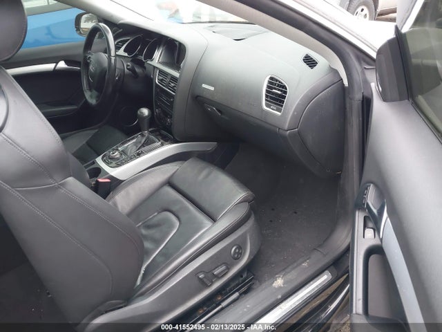 2011 AUDI A5 WAULFAFRXBA067688 Photo 4