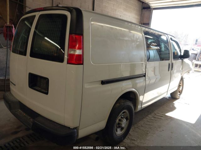 1GCWGAFP6J1315090 Chevrolet Express 2500 Work Van