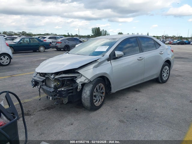 Toyota COROLLA LE 2017 5YFBURHE0HP669162 Image 2