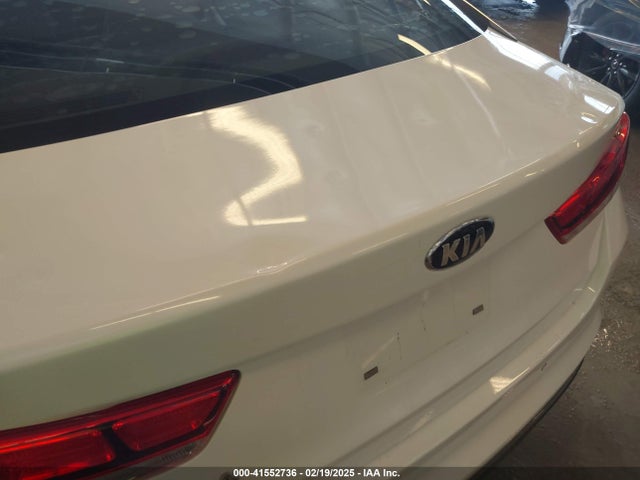 5XXGT4L36JG273964 KIA Optima Lx