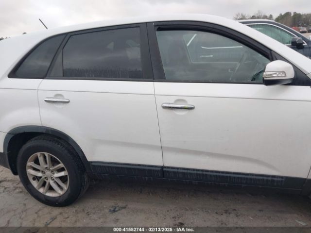 5XYKT3A64FG554360 KIA SORENTO LX