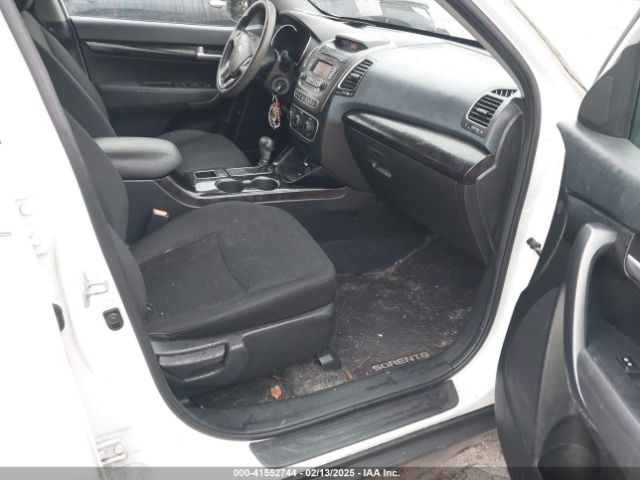5XYKT3A64FG554360 KIA SORENTO LX