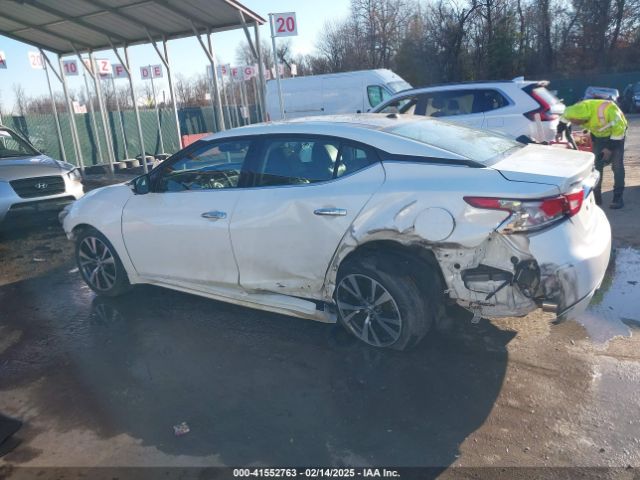 1N4AA6AP2HC384136 Nissan Maxima 3.5 Platinum
