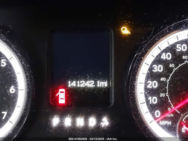 1C6RR7KTXKS677570 RAM 1500 Classic Tradesman  4x4 5'7 Box