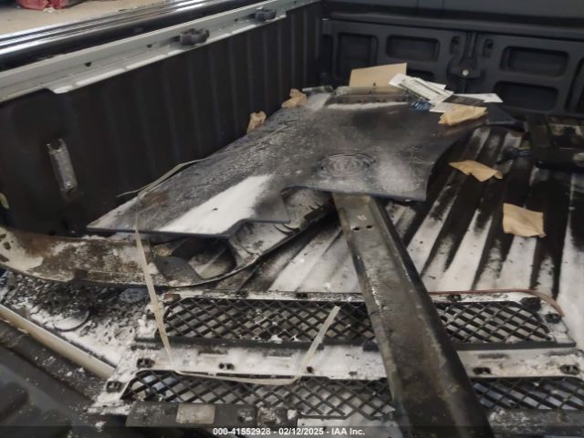 1C6RR7KTXKS677570 RAM 1500 Classic Tradesman  4x4 5'7 Box