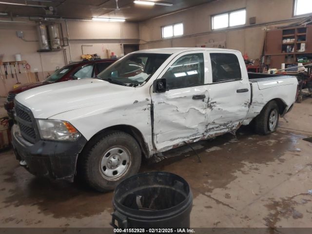 1C6RR7KTXKS677570 RAM 1500 Classic Tradesman  4x4 5'7 Box