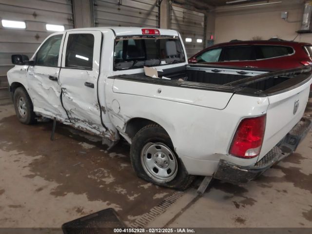 1C6RR7KTXKS677570 RAM 1500 Classic Tradesman  4x4 5'7 Box