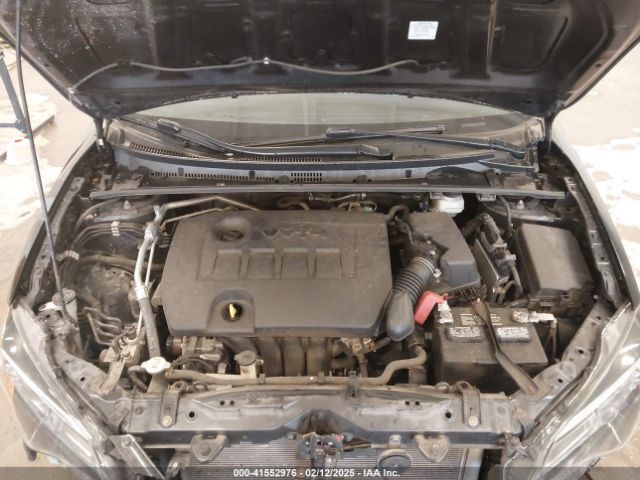 2T1BURHE2KC227300 Toyota COROLLA LE
