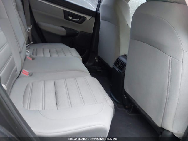 Honda CR-V LX 2017 7FARW5H37HE003867 Image 8