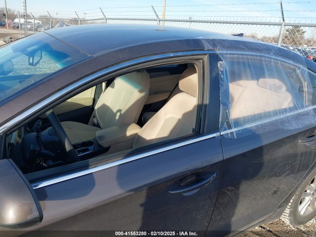 5NPE24AF2FH155932 Hyundai SONATA SE