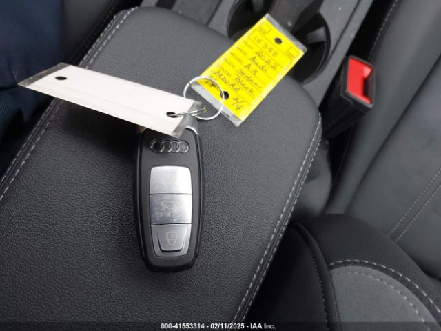 WAUHUDGYXNA059940 Audi A3 Premium Plus 40 Tfsi Quattro S Tronic