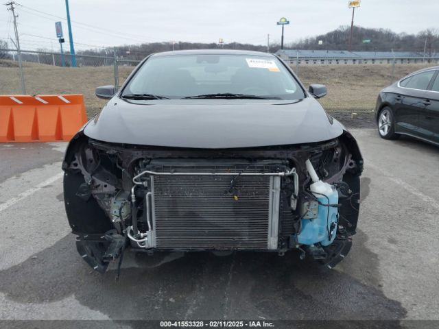 1G1ZC5ST8LF108184 Chevrolet Malibu Fwd 1fl