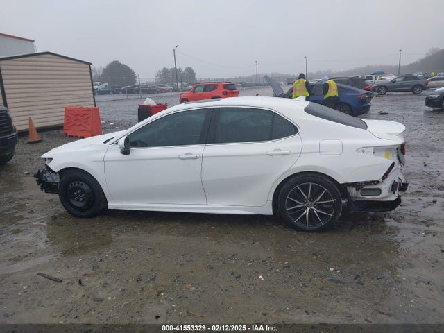 4T1S11AK2NU049756 Toyota CAMRY SE