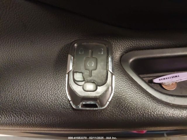 3GKALTEV9KL101307 GMC Terrain Sle