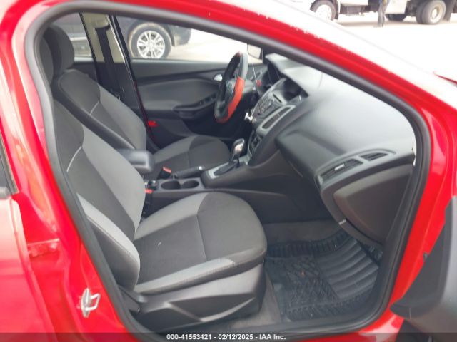 1FADP3F29EL117465 Ford FOCUS SE