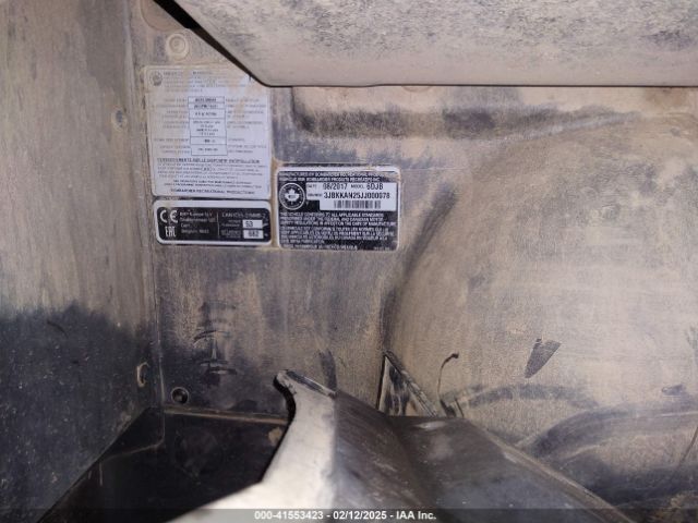 2018 CAN-AM COMMANDER 3JBKKAN25JJ000078 Photo 9