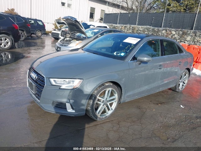 2019 AUDI A3 WAUBEGFF2K1017259 Photo 1