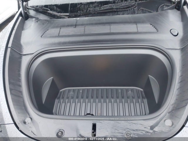 2023 TESLA MODEL Y 7SAYGDED4PF964326 Photo 9