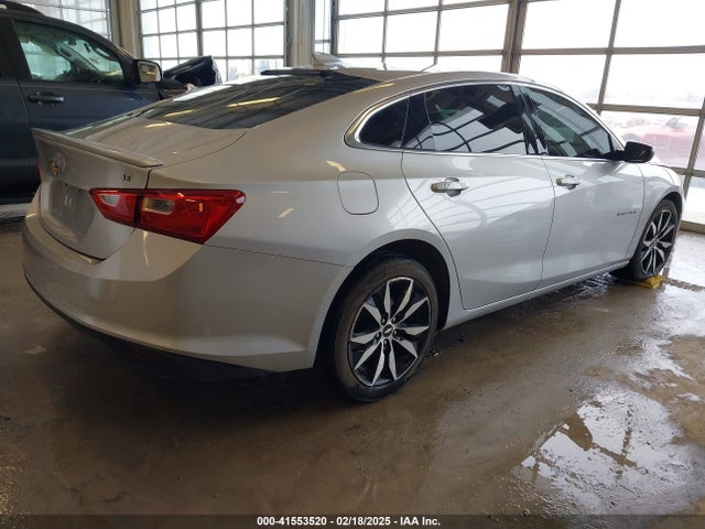 1G1ZD5ST1JF103953 Chevrolet MALIBU LT