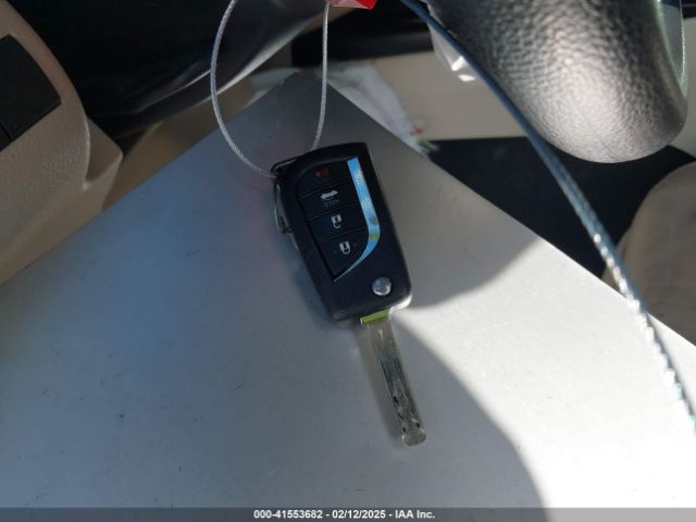 4T1B11HKXKU737845 Toyota CAMRY LE