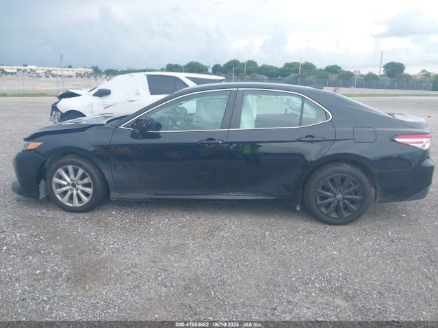 4T1B11HKXKU737845 Toyota CAMRY LE
