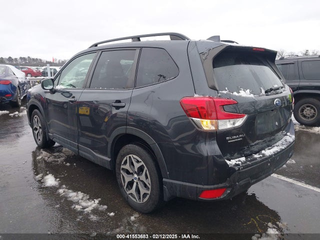 JF2SKAEC9KH507058 Subaru Forester Premium